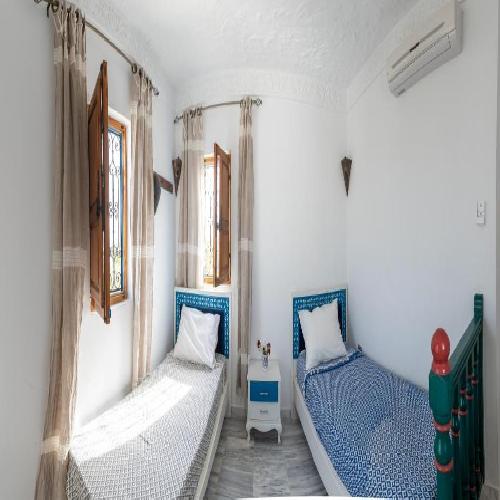 Tenasbook Houmt Souk - photo 2